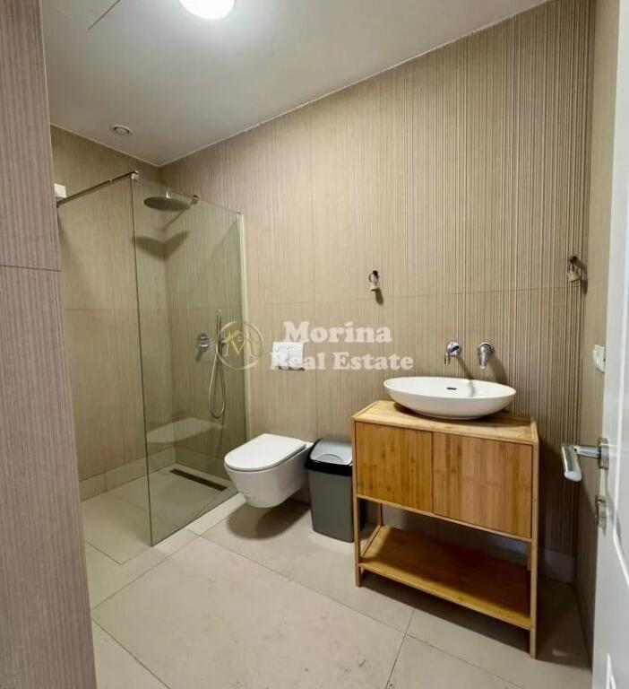 Affitto, Locale Commerciale, Via dei Kosovari, 1850 Euro/Mese