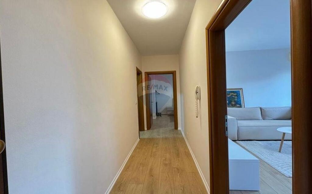 Rent/ Apartment 1+1, Kavajes Street!