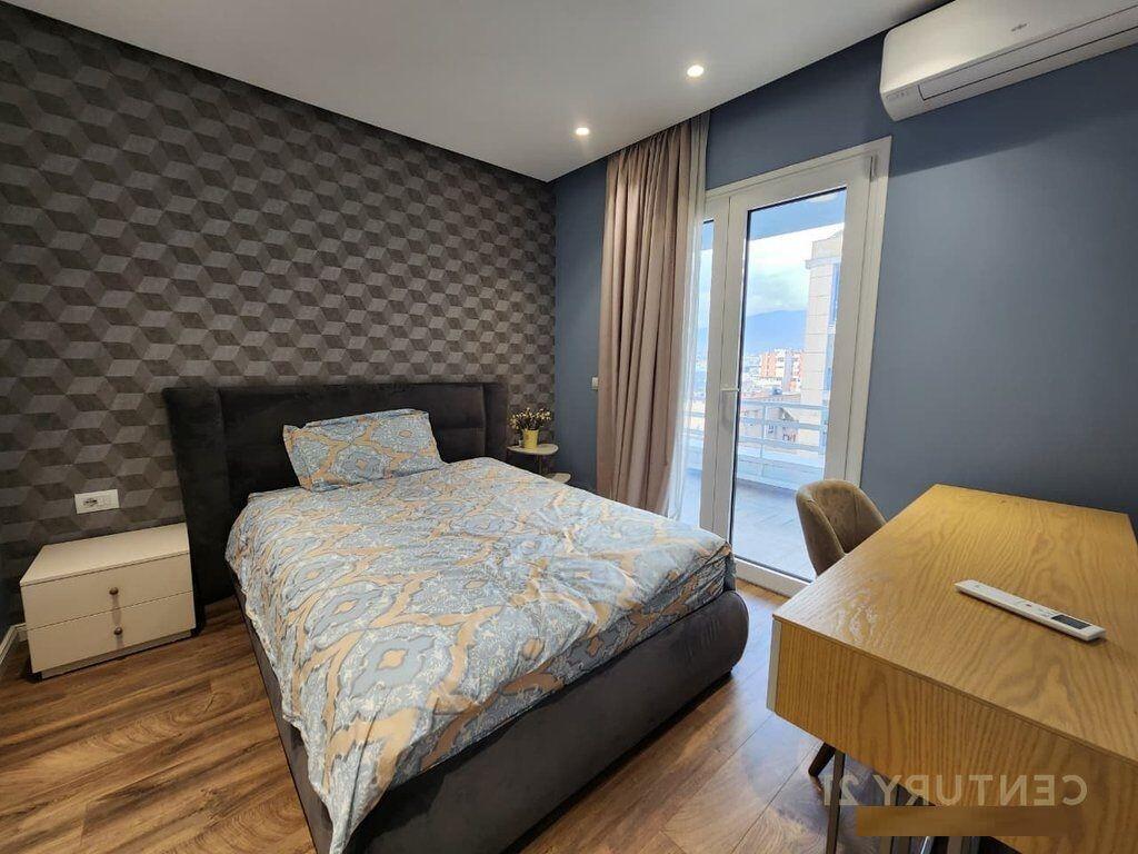 APARTMENT 3+1+2 FOR RENT NEAR BARRICADES STREET