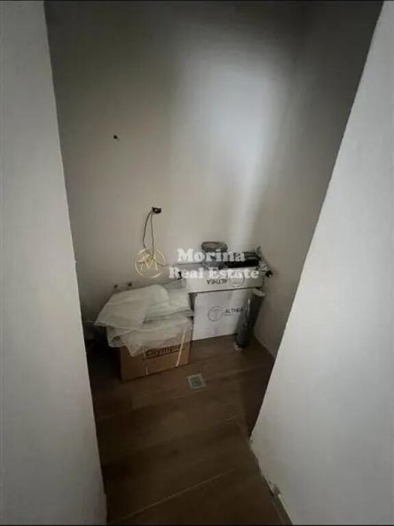 Business Premises for Rent, “Blloku” 600 Euro/Month