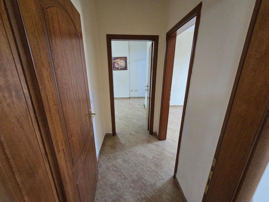 JEPET ME QIRA : Apartament 2+1+ 2/BLV "ZHAN DARK