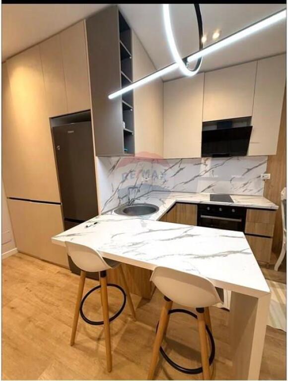 Appartamento 1+1 in vendita a Shkembi Kavajes, Golem