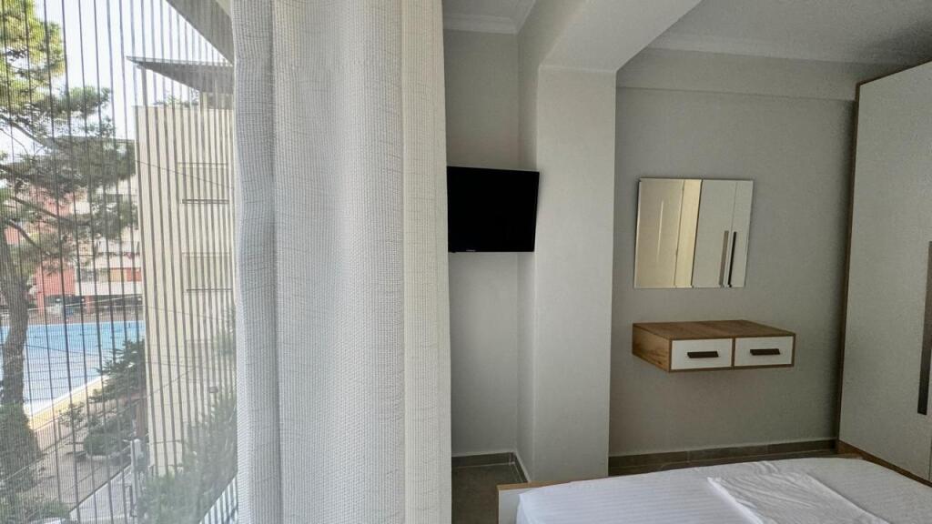 Apartament 1+1 per Qera ne Golem, Durres