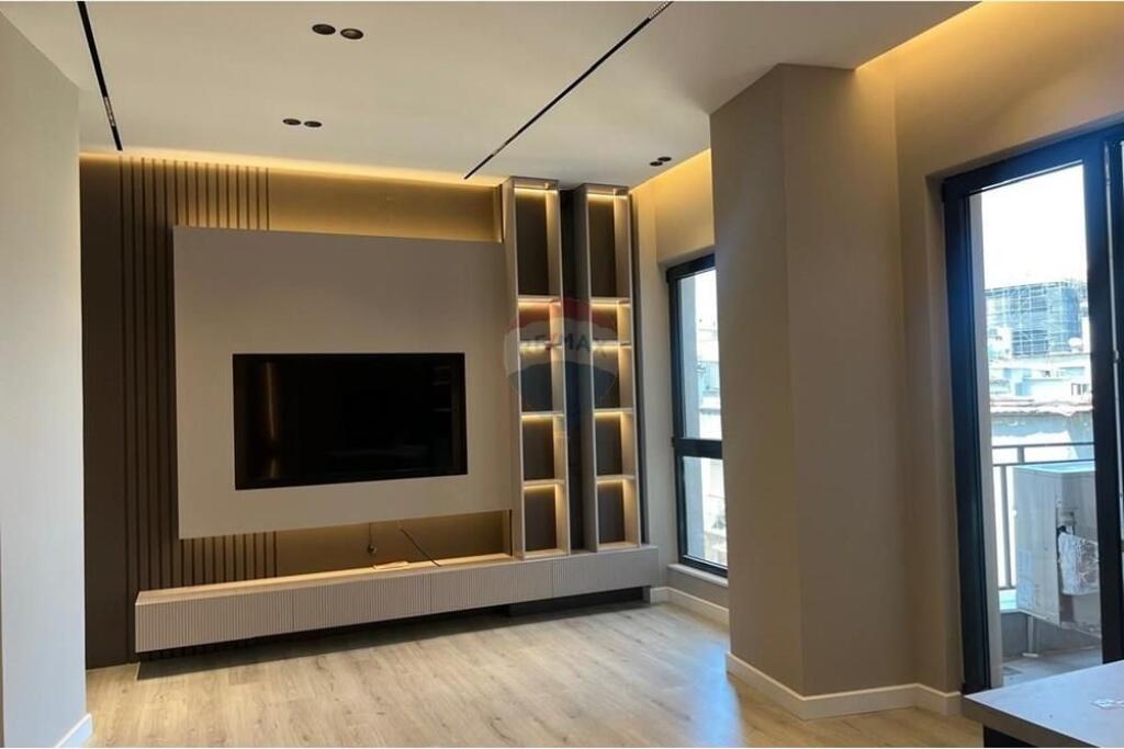 Appartamento 2+1+2 in affitto vicino a Pazari i Ri!