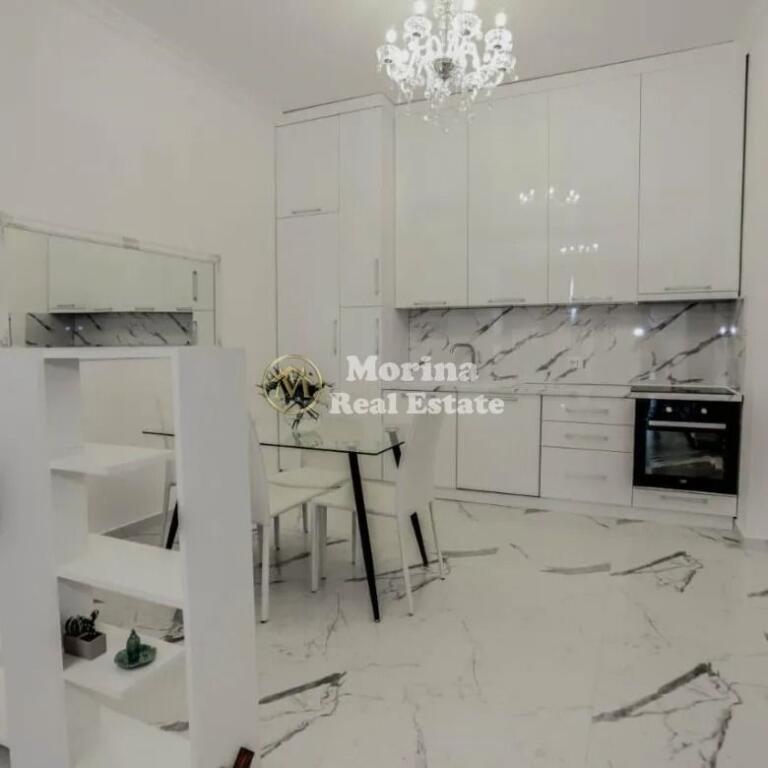 In vendita, Appartamento 1+1, Square 21, a 21 Dhjetori, 225000 Euro.