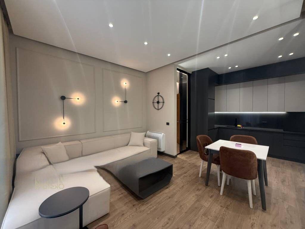 Apartament per qira 1+1+post parkimi i mobiluar, tek Kompleksi "Deliorgji"! 1,050 € /Muaj