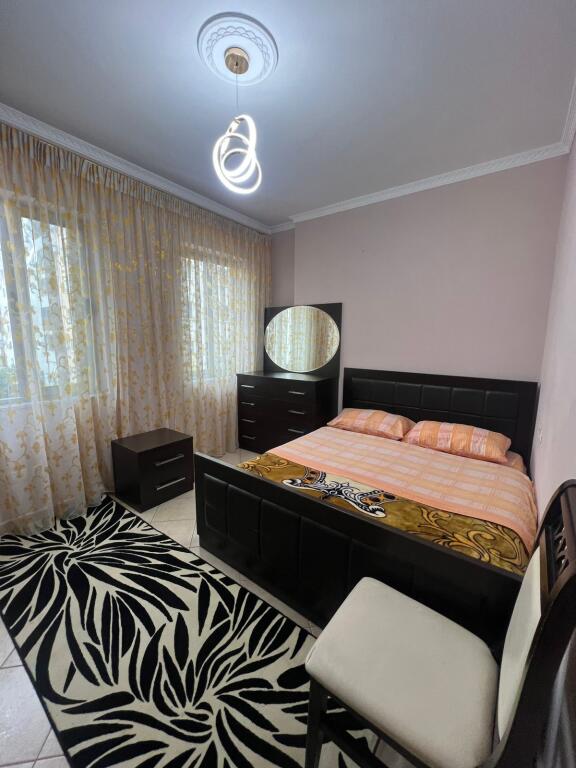 Jepet me qera apartament 1+1 ,Unaza e Re