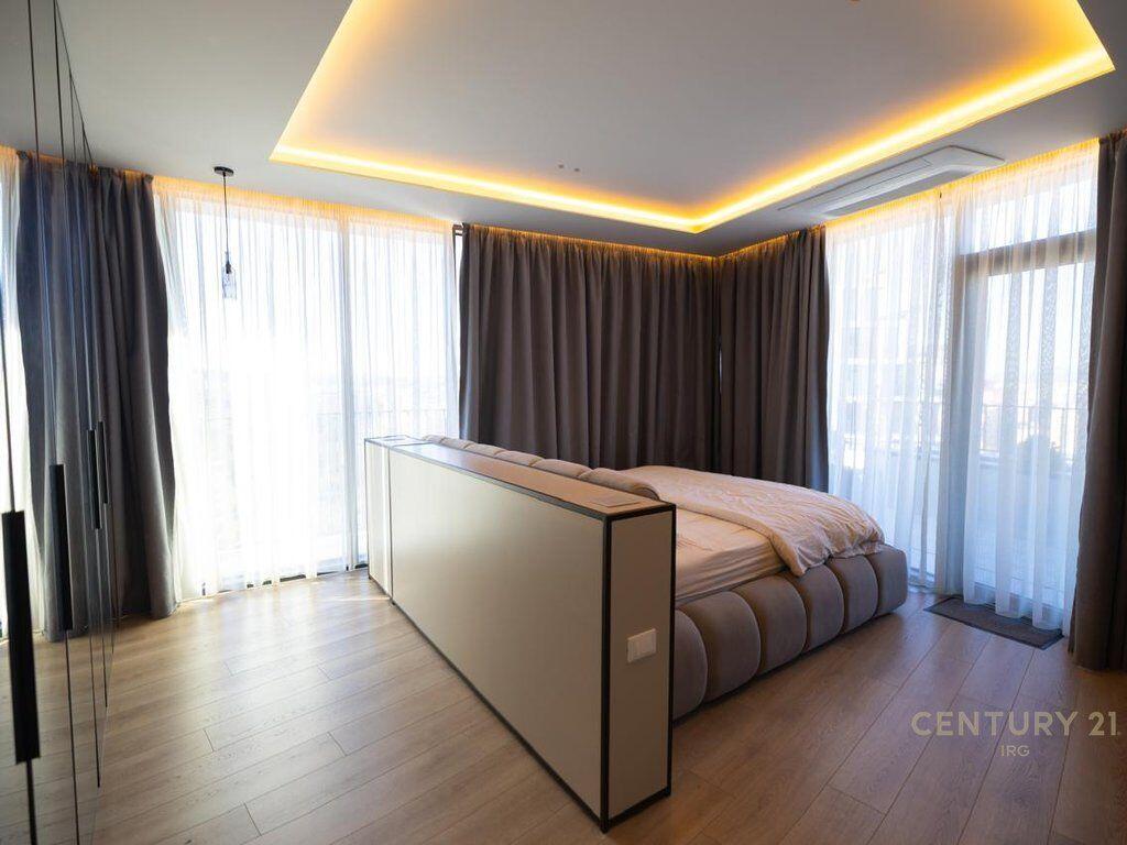 Lake View – Intero piano in vendita con vista panoramica sul Lago di Tirana