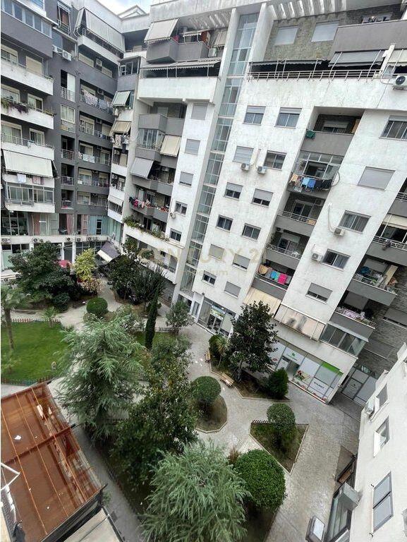 Apartament 2+1+2 në Astir!