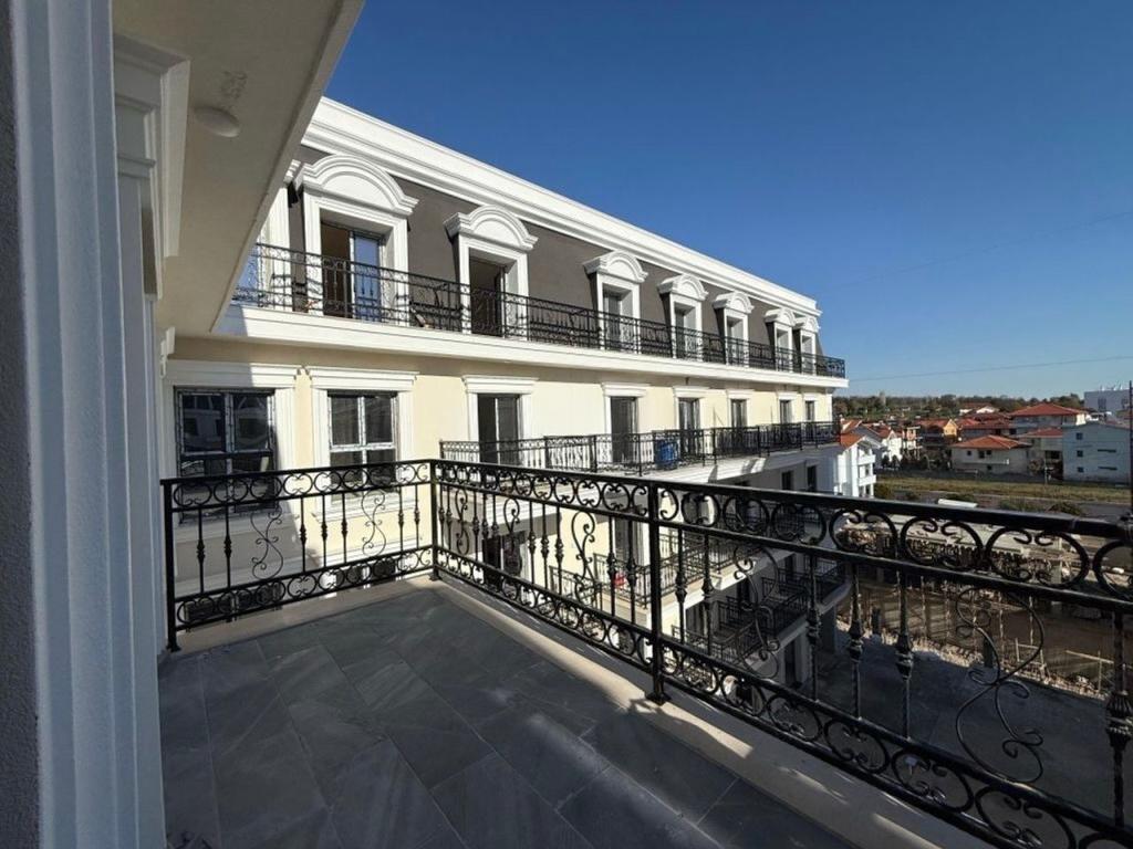 Apartment 1+1 for Sale – Porta Tirana New Residence, Sauk ✨