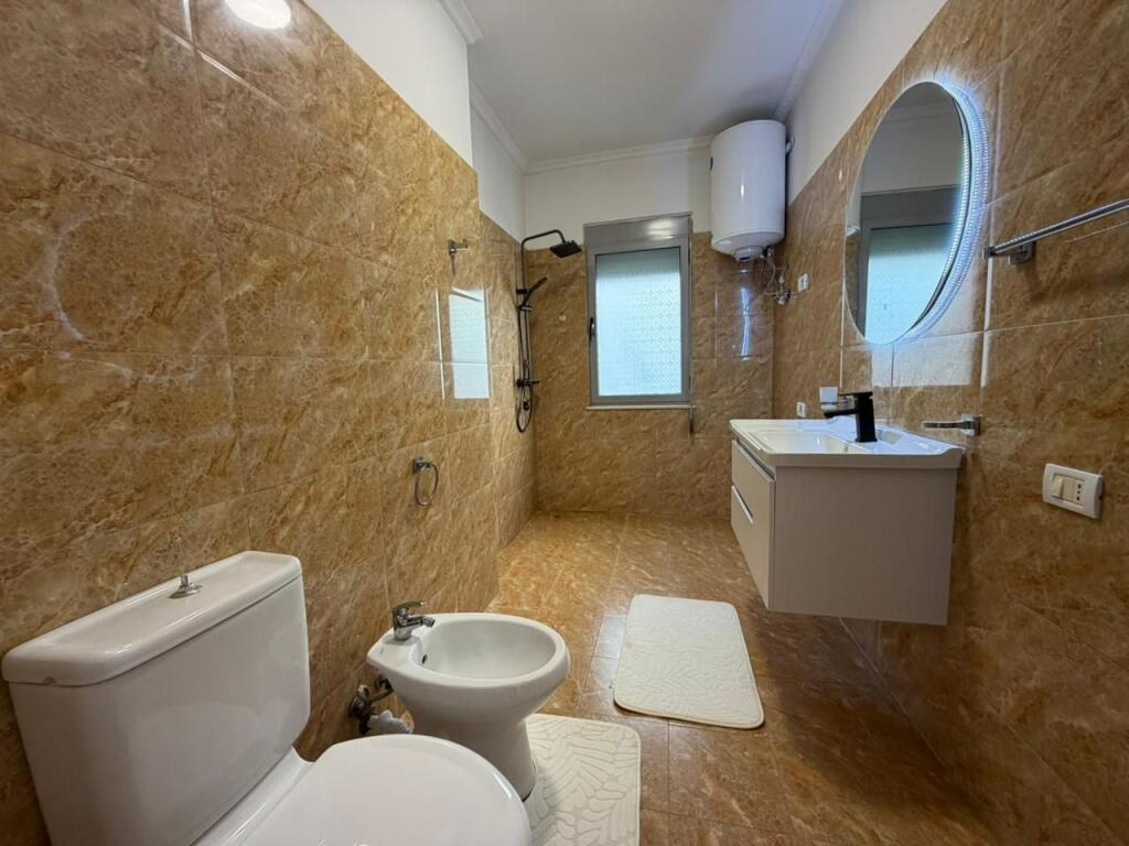 Apartament 2+1 per shitje prane Eja Studio ne Astir.