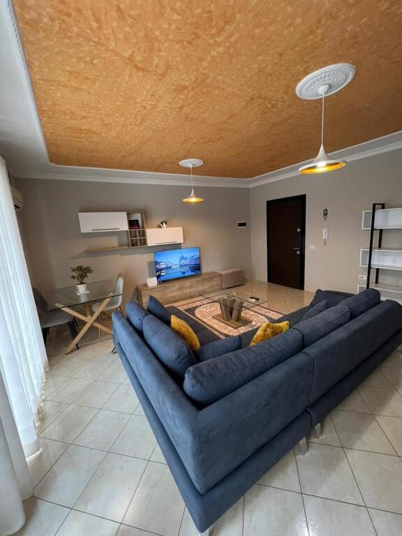 Apartament 1+1 per qira tek Liqeni i Thate