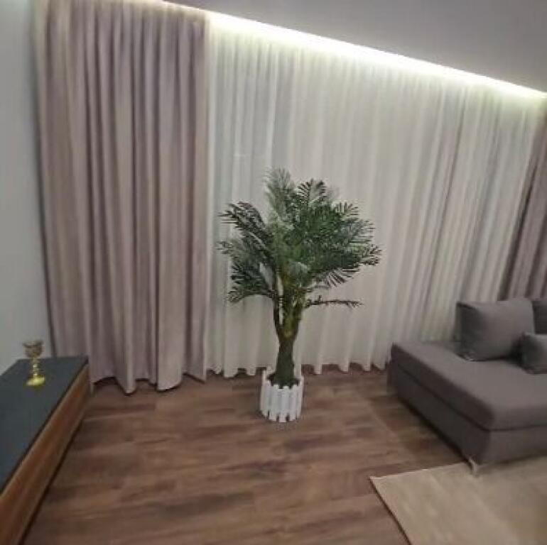 Affitto, Appartamento 2+1+Posto Auto, 21 Dhjetori, 700Euro/mese