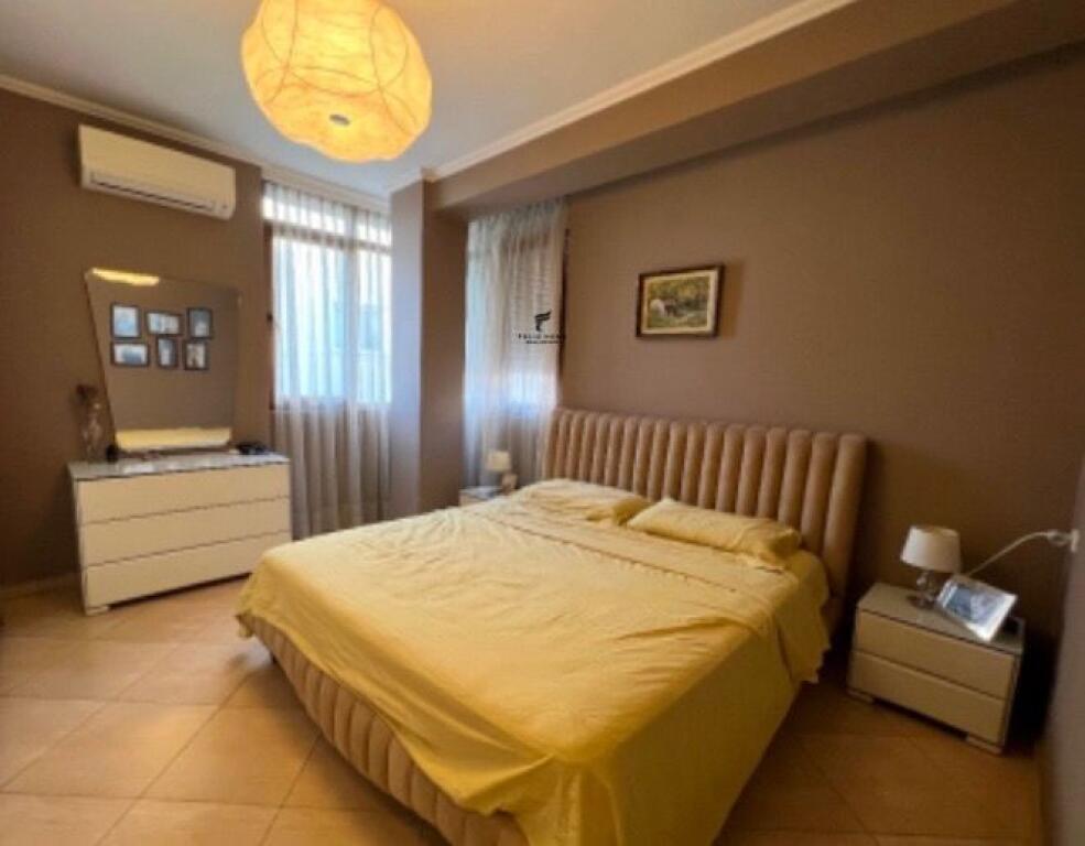 APARTAMENT ME QERA 2+1+2 KODRA E DIELLIT 60.000 LEKE