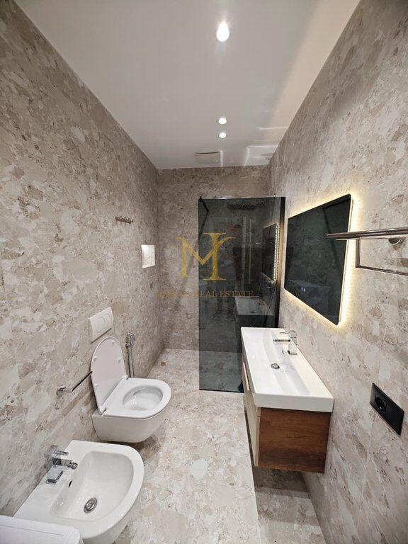 !!!!Jepet me Qira APARTAMENT LUKSOZ 1+1 në zonën Bashkise, Durrës!!!!