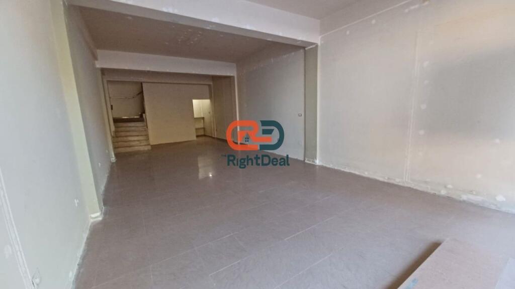 A Lapraka Vicino agli Edifici dell'Arabo, Vendesi Unità Commerciale con Pianta Regolare, Sulla Strada Principale!!