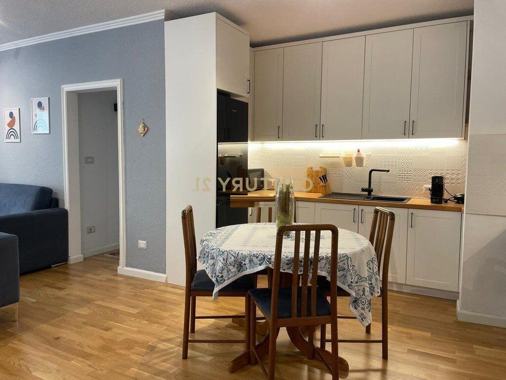 Apartament 2+1 me qera  Rruga e Kosovareve