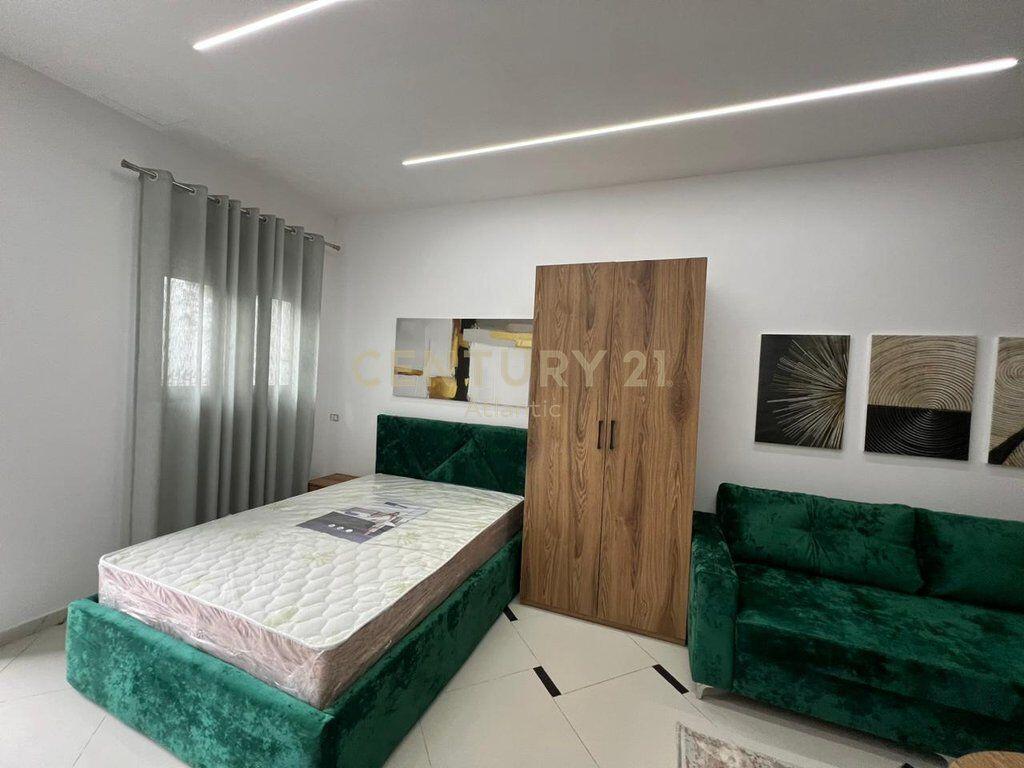 SHITET GARSONIERE NE PLAZH DURRES !