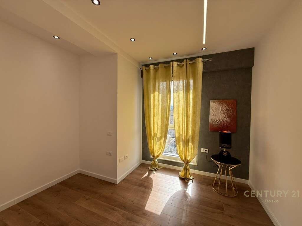 🏡 Apartament 2+1 për shitje – 21 Dhjetori, Tiranë !