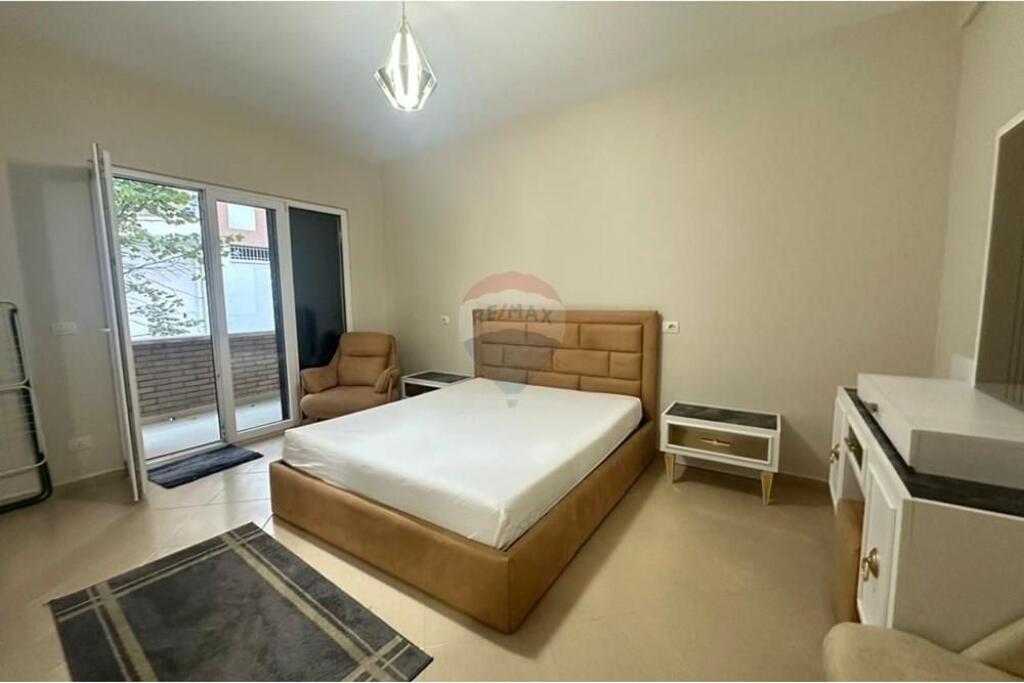 APARTMENT 2+1 FOR SALE DRY LAKE !