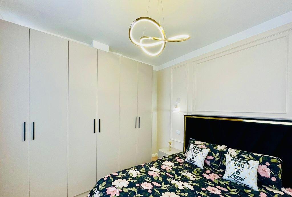 Commune of Paris, Apartment 1+1