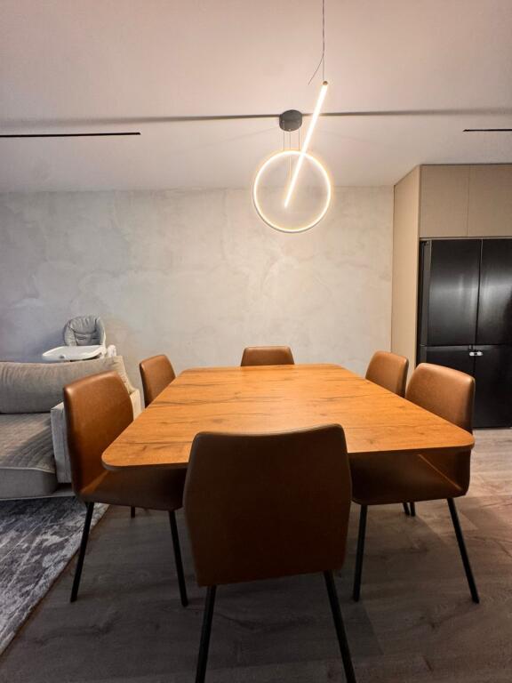 🏡 Shitet Apartament Ekskluziv 3+1+2 me 2 Poste Parkimi