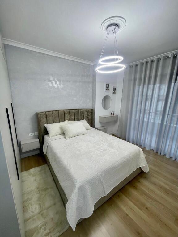 📣 VENDESI Appartamento 2+1 📍 Astir Tirana, Vicino a “Eja Studio” ✨