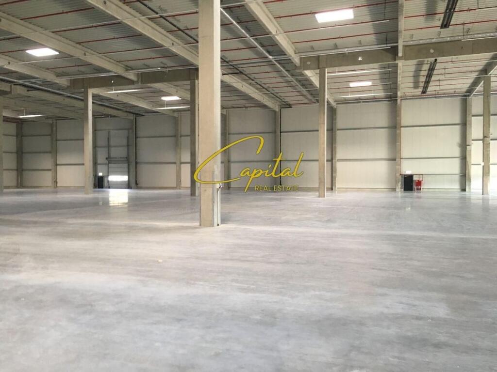 MAGAZINE ME QERA 800 M2 AUTOSTRADA TR-DR 4000 EURO