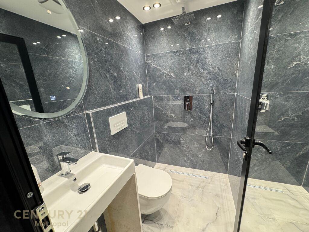 4 studios for sale in the Blloku area