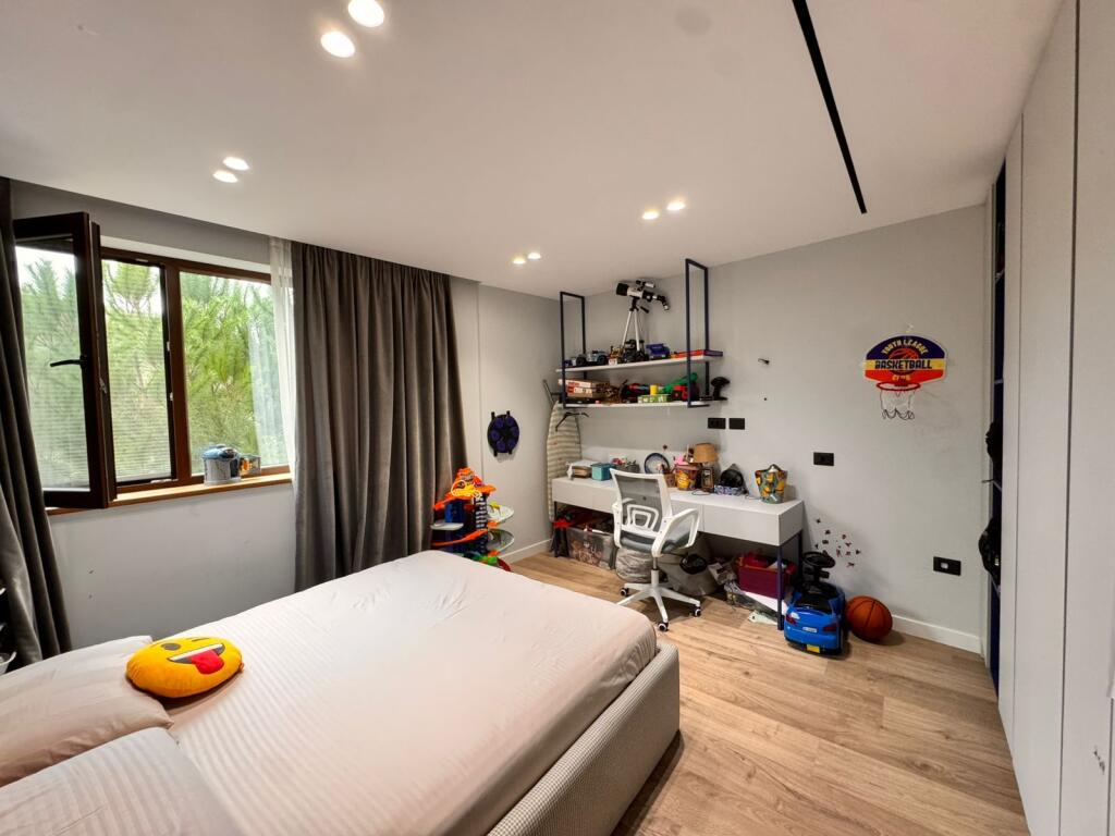 🏡 Shitet Apartament Ekskluziv 3+1+2 me 2 Poste Parkimi