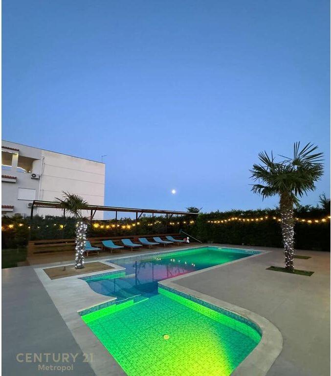 🏡 Villa con piscina in vendita vicino a Hamallaj – Ideale per vacanze o investimento commerciale!