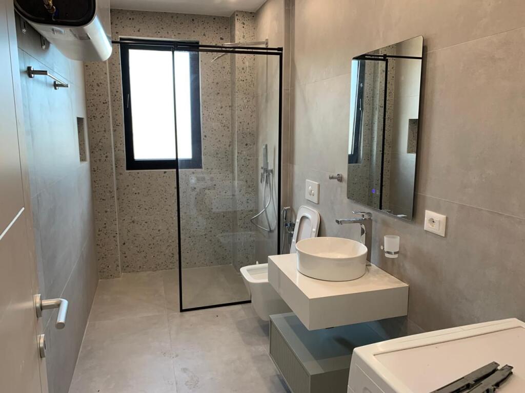 Apartament 2+1 per qira tek Kodra e Diellit.