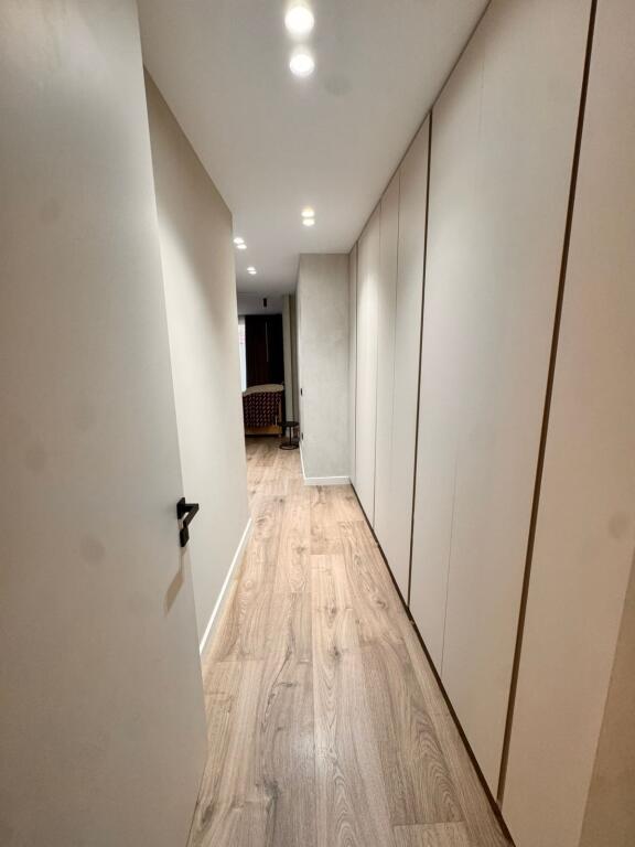 🏡 Shitet Apartament Ekskluziv 3+1+2 me 2 Poste Parkimi