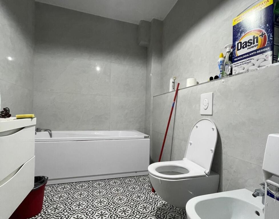 Apartament me Qira 2+1+2 Ballkone tek Selvia