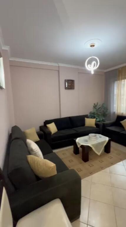 Jepet me qera : Apartament 1+1 Astir . Kompleksi Romario 