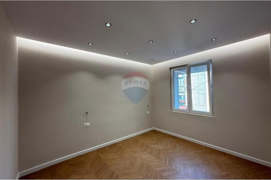 In vendita appartamento 2+1 Via Myslym Shyri!