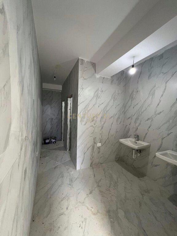 Ambient komercial Ali Demi rezidenca kaimi