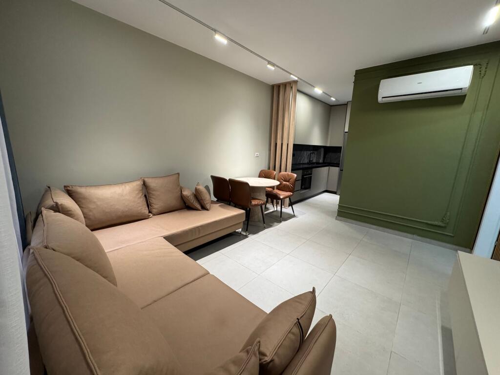 📣 SUPER APARTMENT 1+1 FOR RENT 📍 Green City Residence, Astir ✨  🏢 New and quality building 🛋️ Fully furnished by an architect, in a contemporary style  💶 Price: 550€ / month