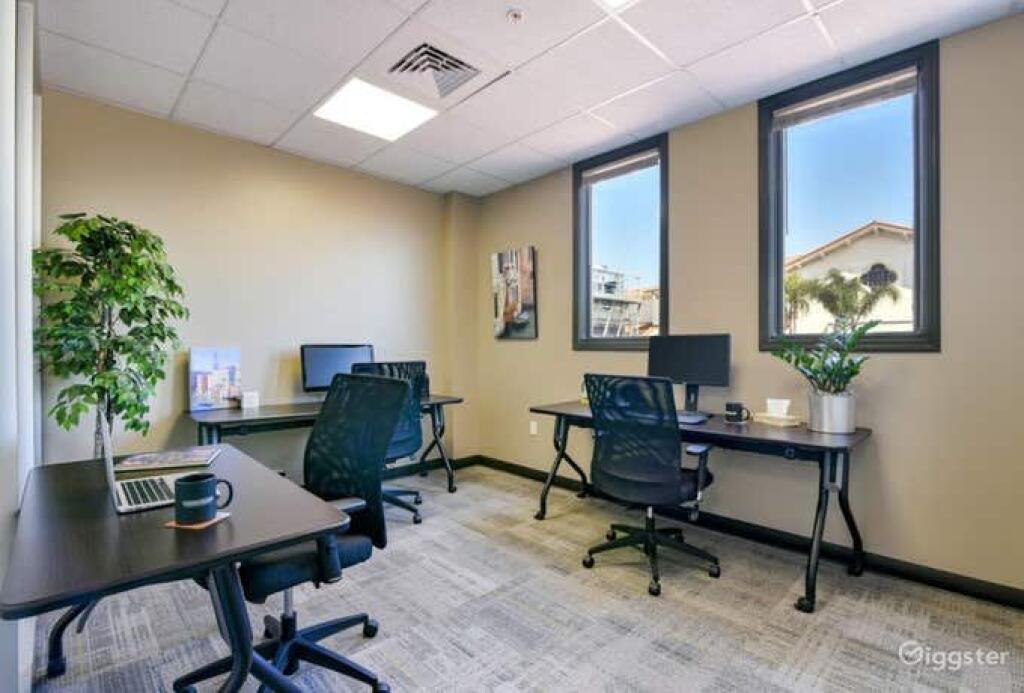 Office For Rent In Bllok (ID BZ2723) Tirana