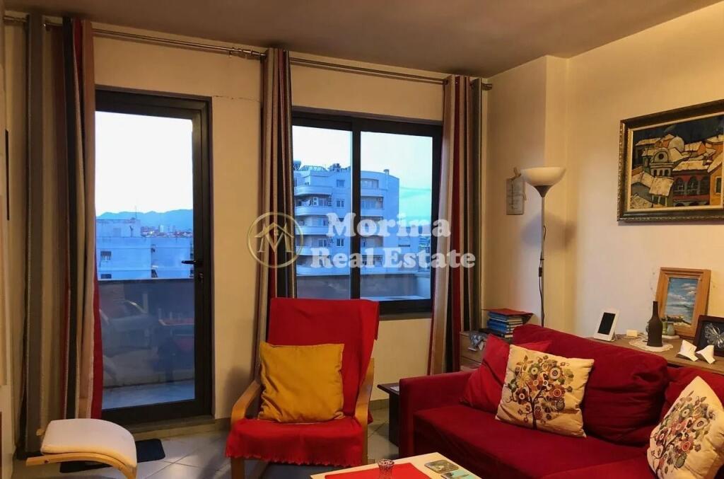 In affitto, Appartamento 2+1, a Brryli, 550 Euro/Mese