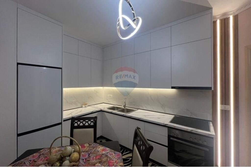 APARTAMENT 1+1, ASTIR PRANE UNAZES. !