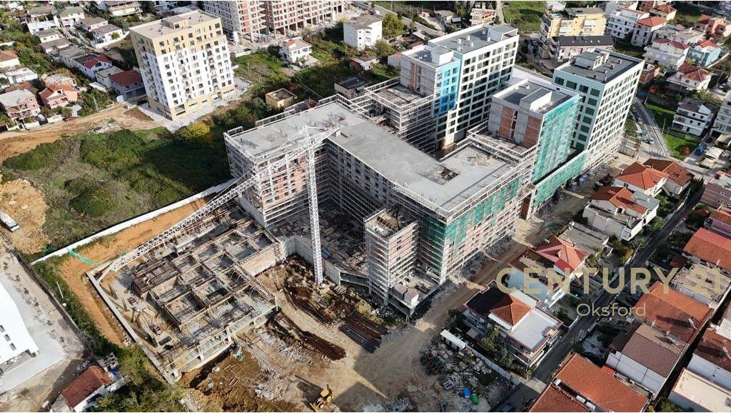 🏢 Vendesi Appartamento 3+1+2 – Complesso “Splendor”, Kinostudio, Tirana