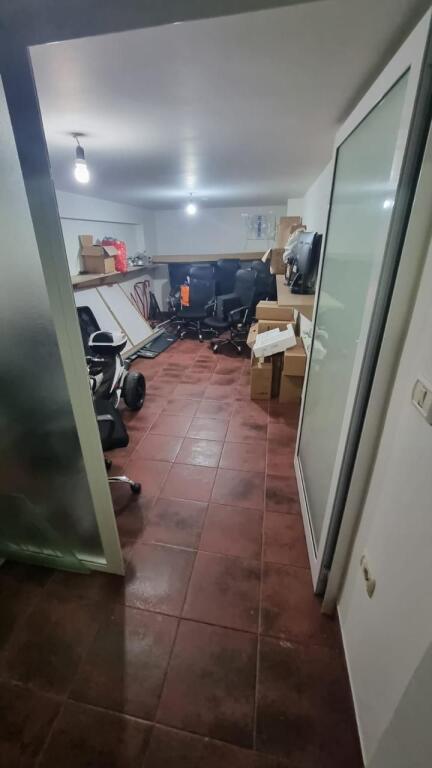 🏢 Ambient Biznesi për Shitje – Sheshi Wilson, Tiranë