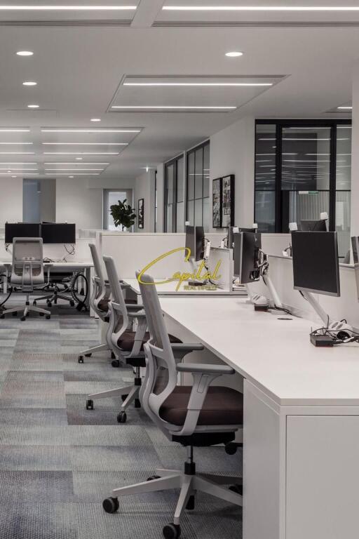 ZYRE ME QERA 240 M2 AUTOSTRADA TR-DR 1.700 EURO