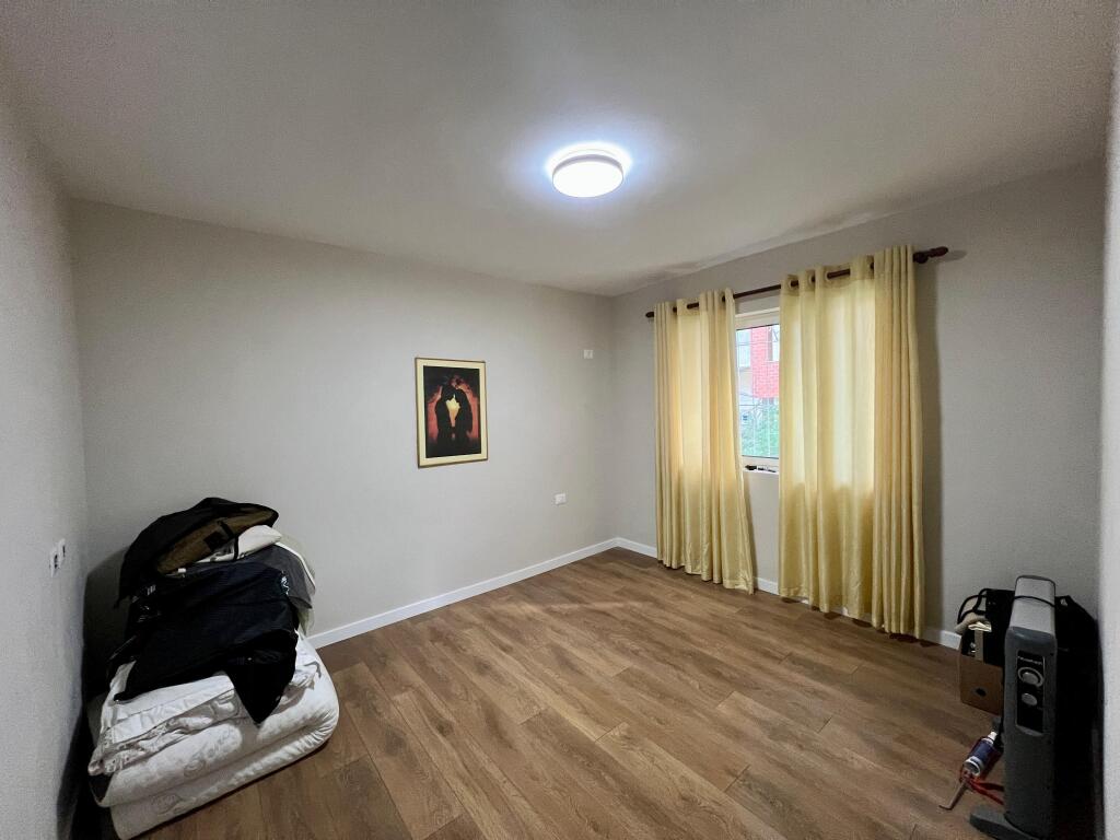 Jepet me qira apartament 1+1, përballë “Delijorgjit”, Tiranë.
