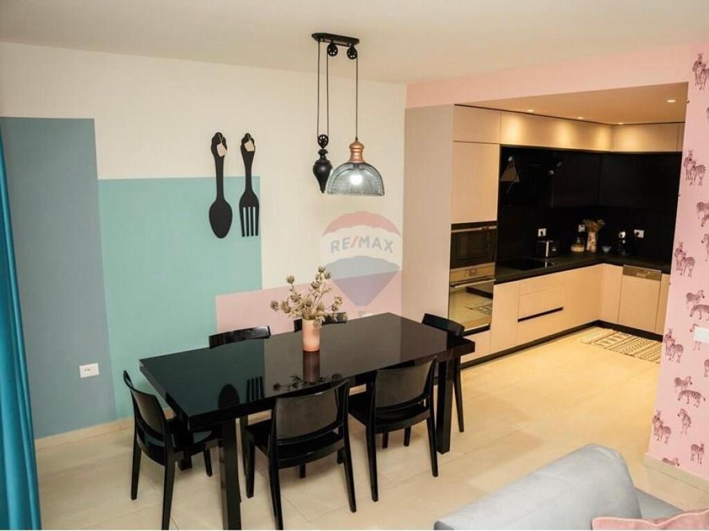 Appartamento 1+1+ posto auto in affitto vicino al Mercato Nuovo