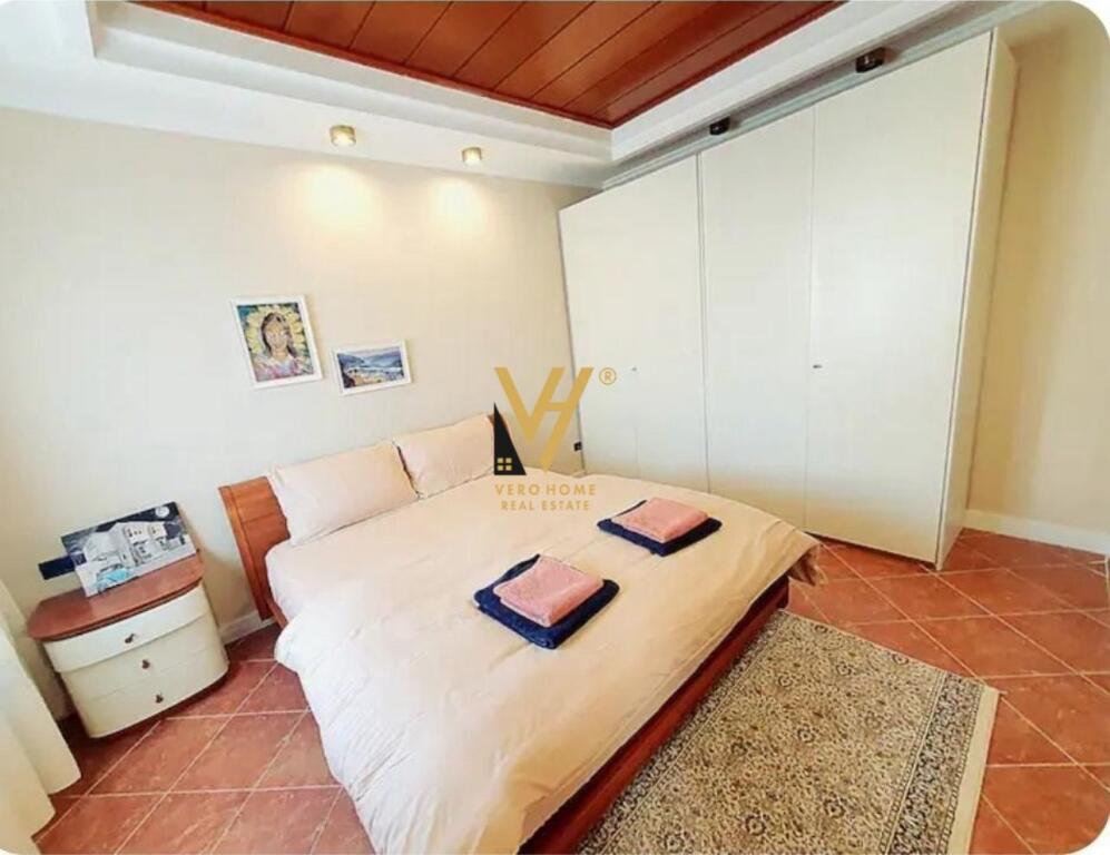 VENDESI APPARTAMENTO 1+1 E MONOLOCALE IN CENTRO 315.000 EURO