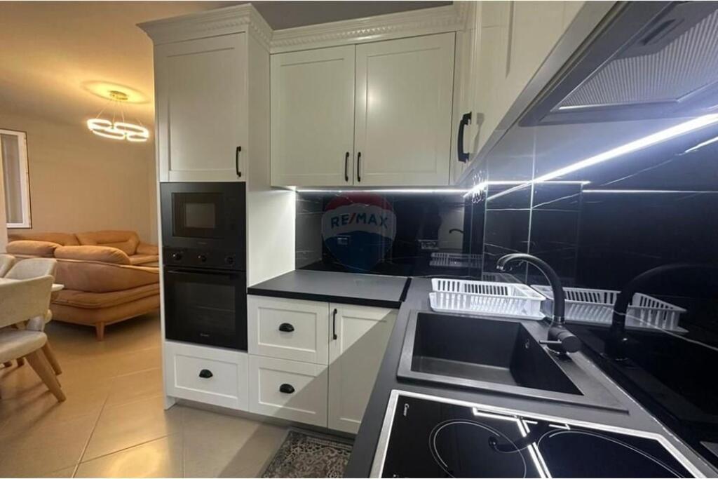 APARTMENT 2+1 FOR SALE DRY LAKE !