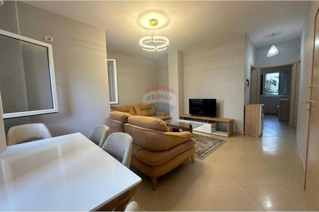 APARTMENT 2+1 FOR SALE DRY LAKE !