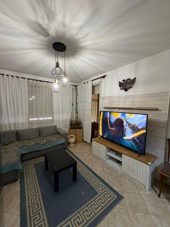 Qera, Apartament 2+1, Unaza e Re, Tiranë.